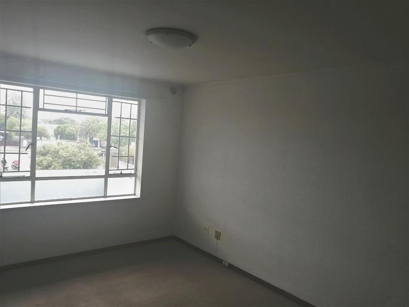 2 Bedroom Property for Sale in Bergvliet Western Cape